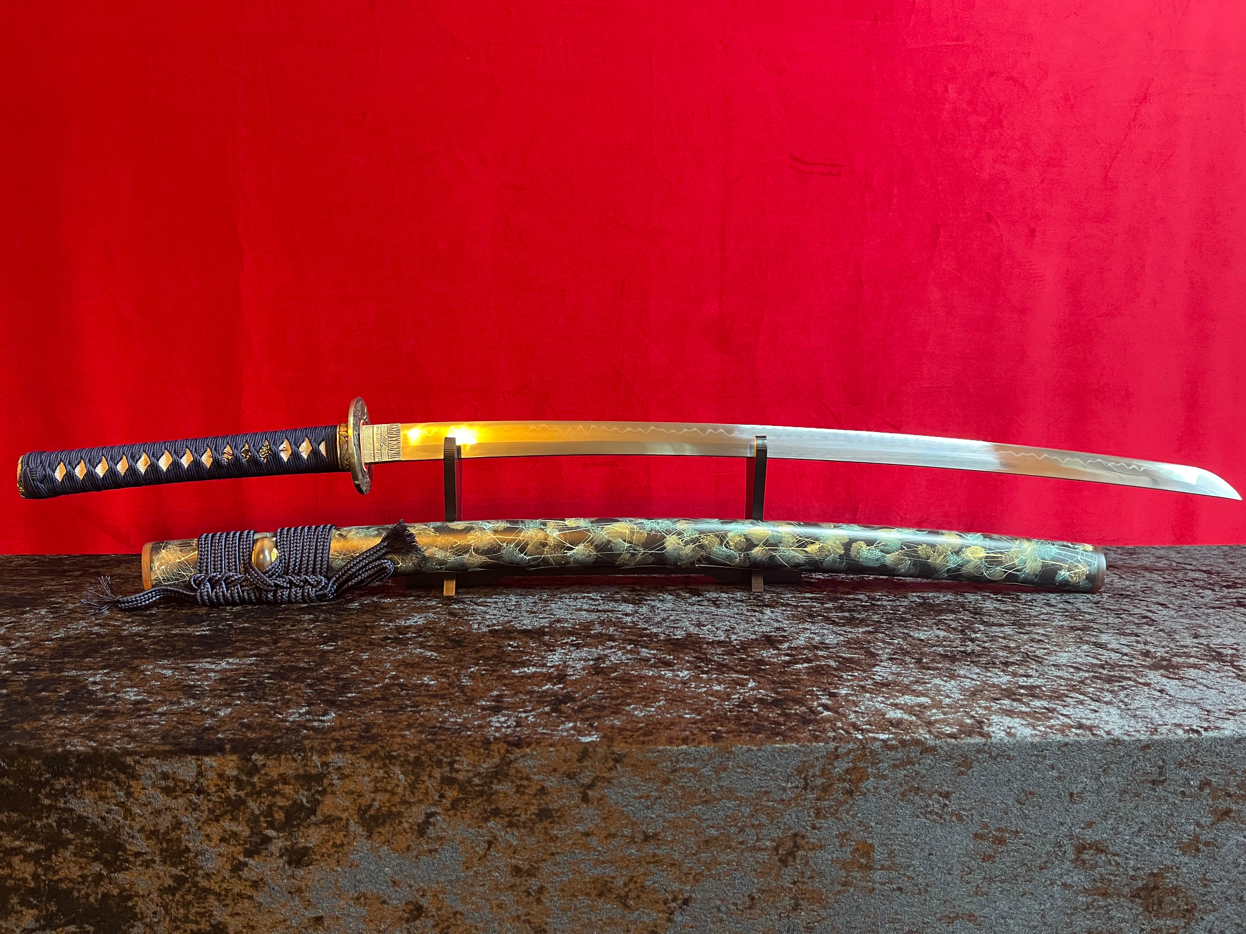 Yoru no Kumo Katana - Handgjort Samurajsvärd i T10-stål