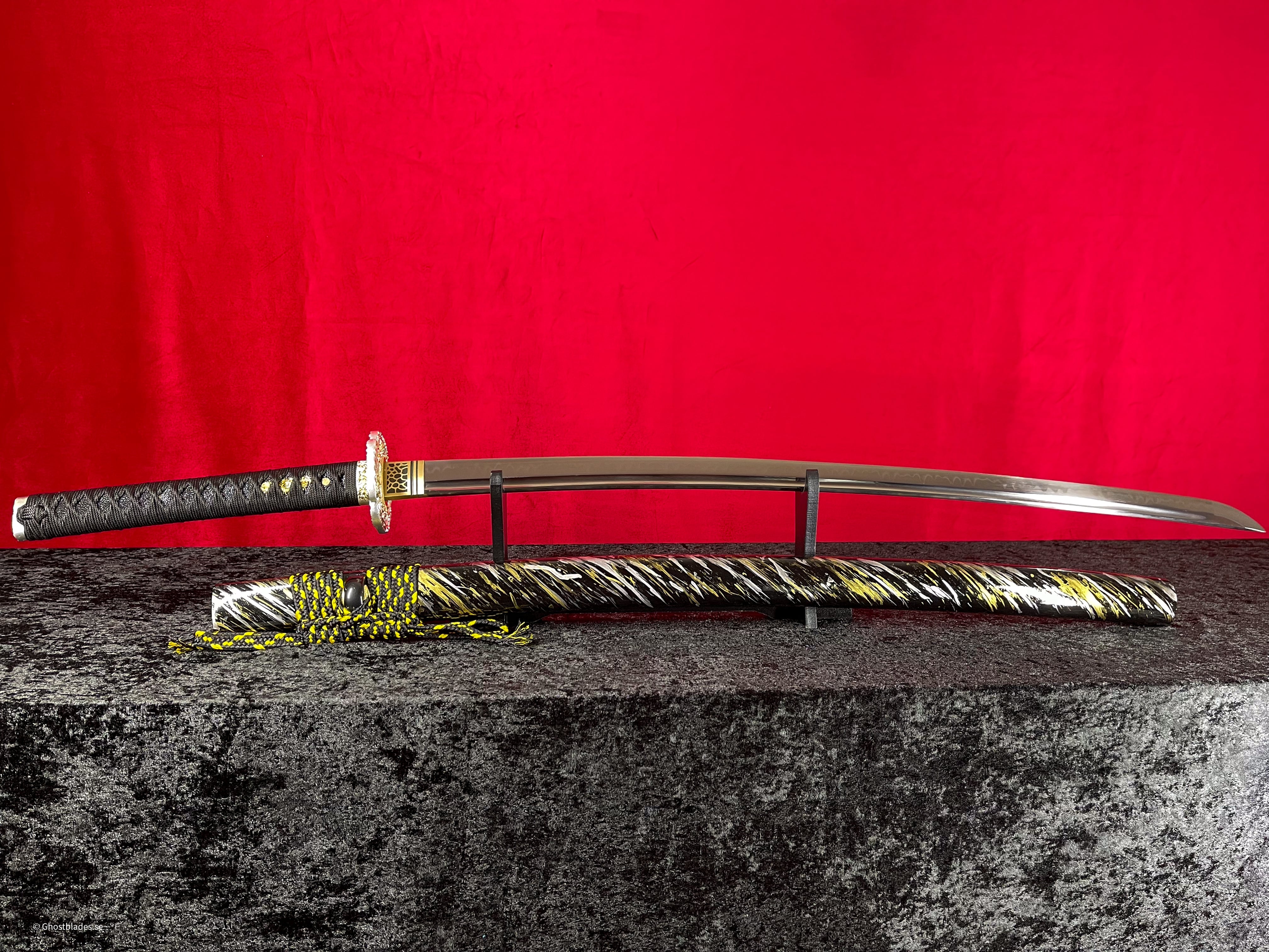 Black Chapel Katana - Handgjort Samurajsvärd i T10-stål