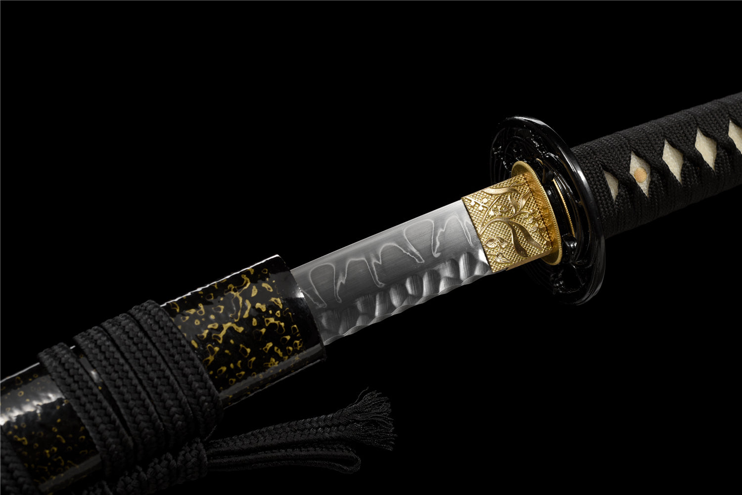 Black Water Katana - T10-stål med splash hamon & stone pattern