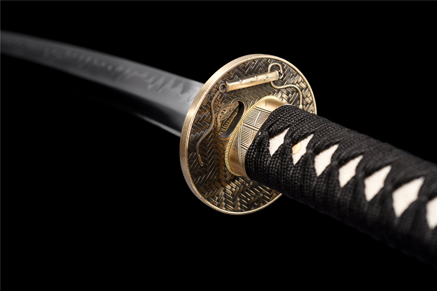 Deep Forest Katana – Lerhärdad T10 med Tre-Toners Finish