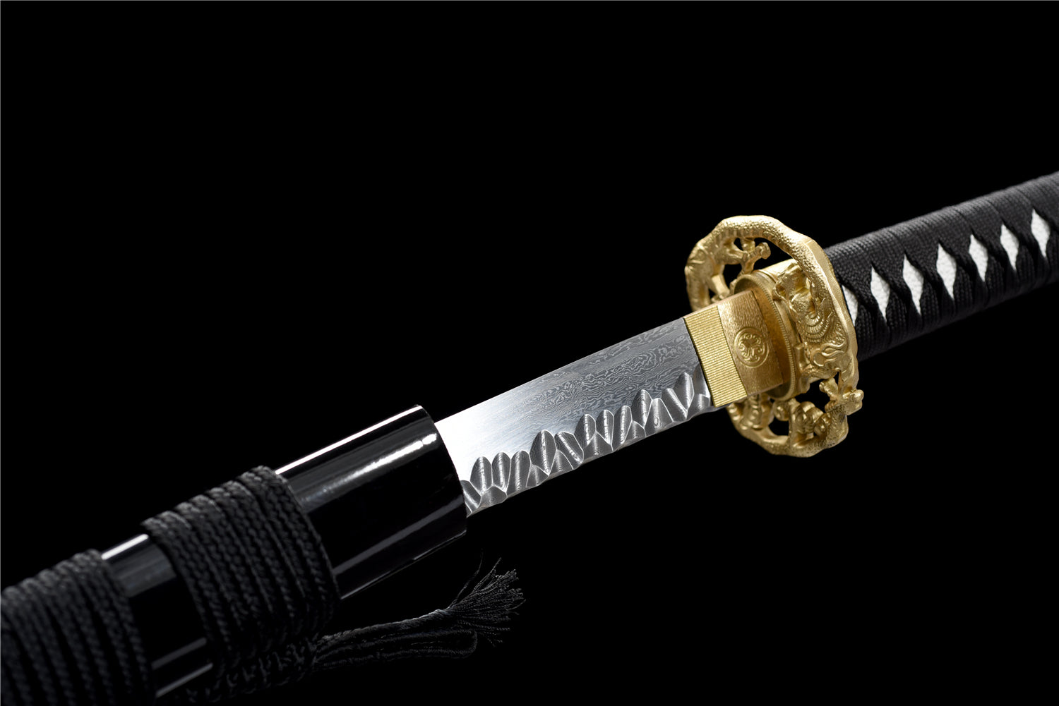 Dragon X Katana – Folded steel with stone pattern