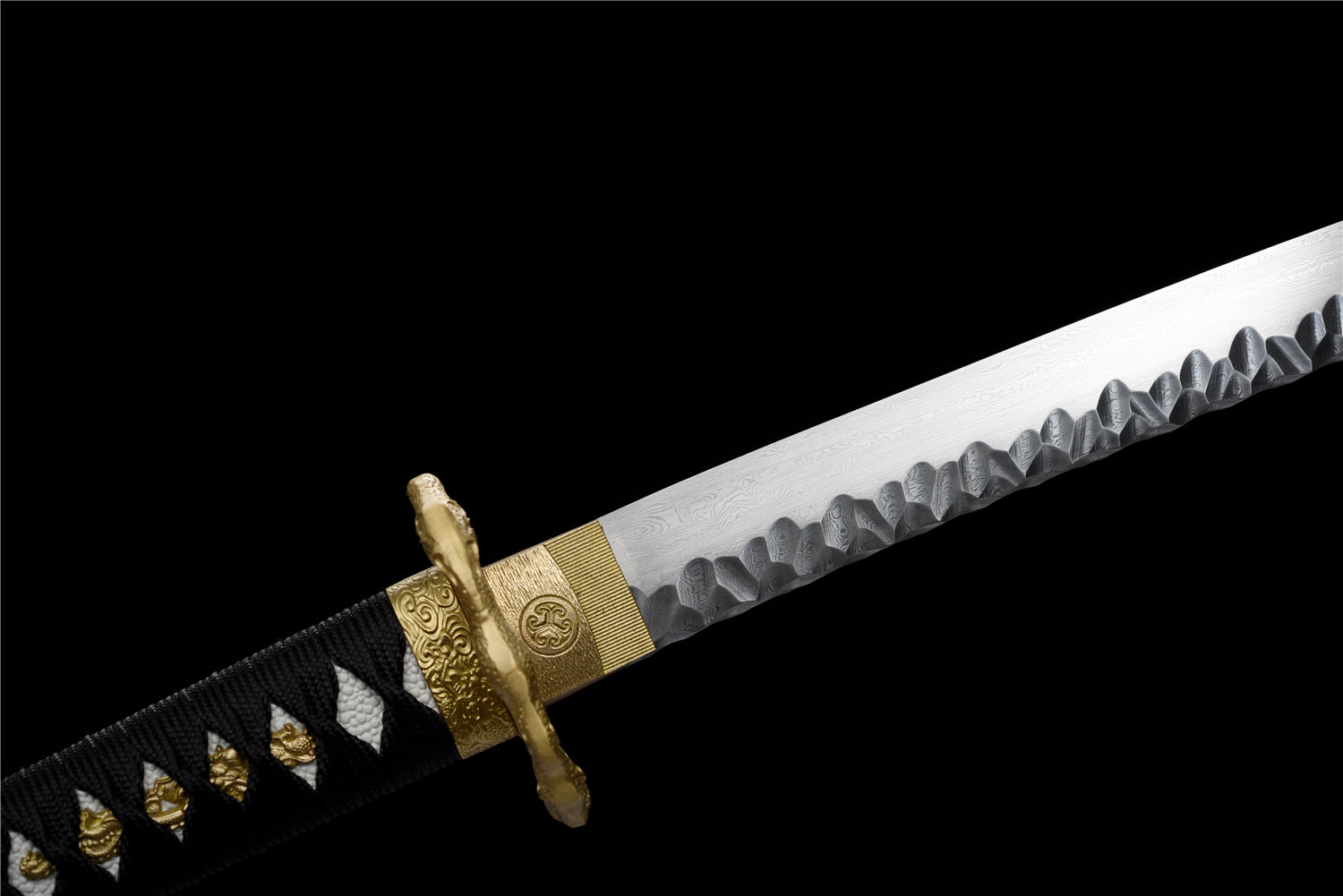 Dragon X Katana – Folded steel with stone pattern