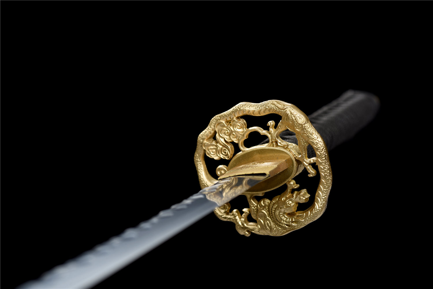Dragon X Katana – Folded steel with stone pattern