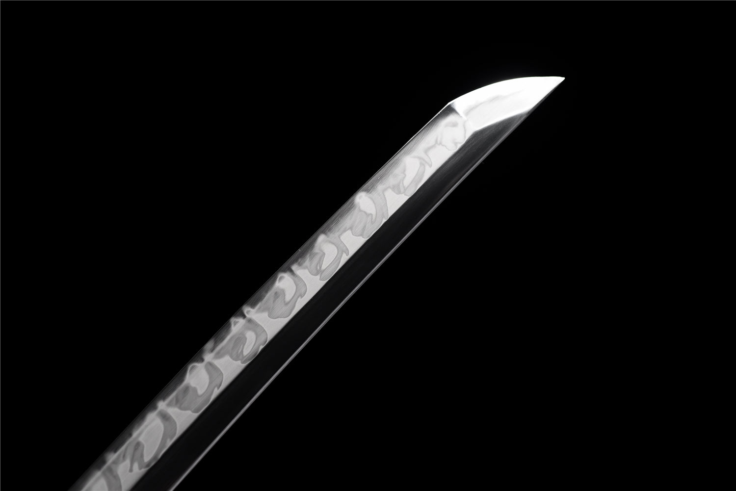Dragon’s Blood Katana – T10 stål Lerhärdad med Hamon