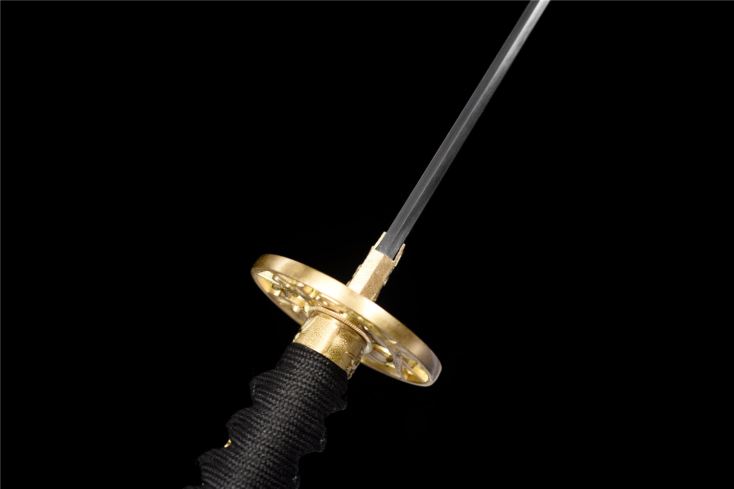Dragon’s Blood Katana – T10 stål Lerhärdad med Hamon