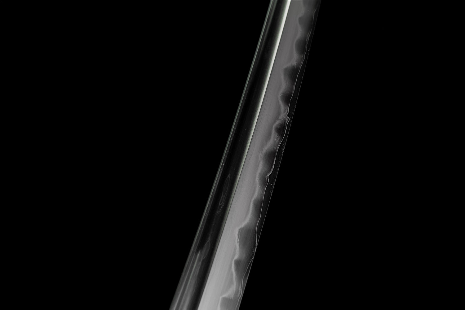 Flow Katana – Tre-delad Sanmai med T10 och Vikstål med Bohi