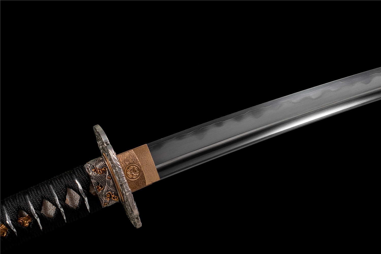 Flow Katana – Tre-delad Sanmai med T10 och Vikstål med Bohi