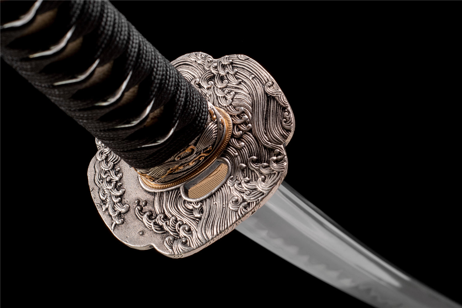 Flow Katana – Tre-delad Sanmai med T10 och Vikstål med Bohi