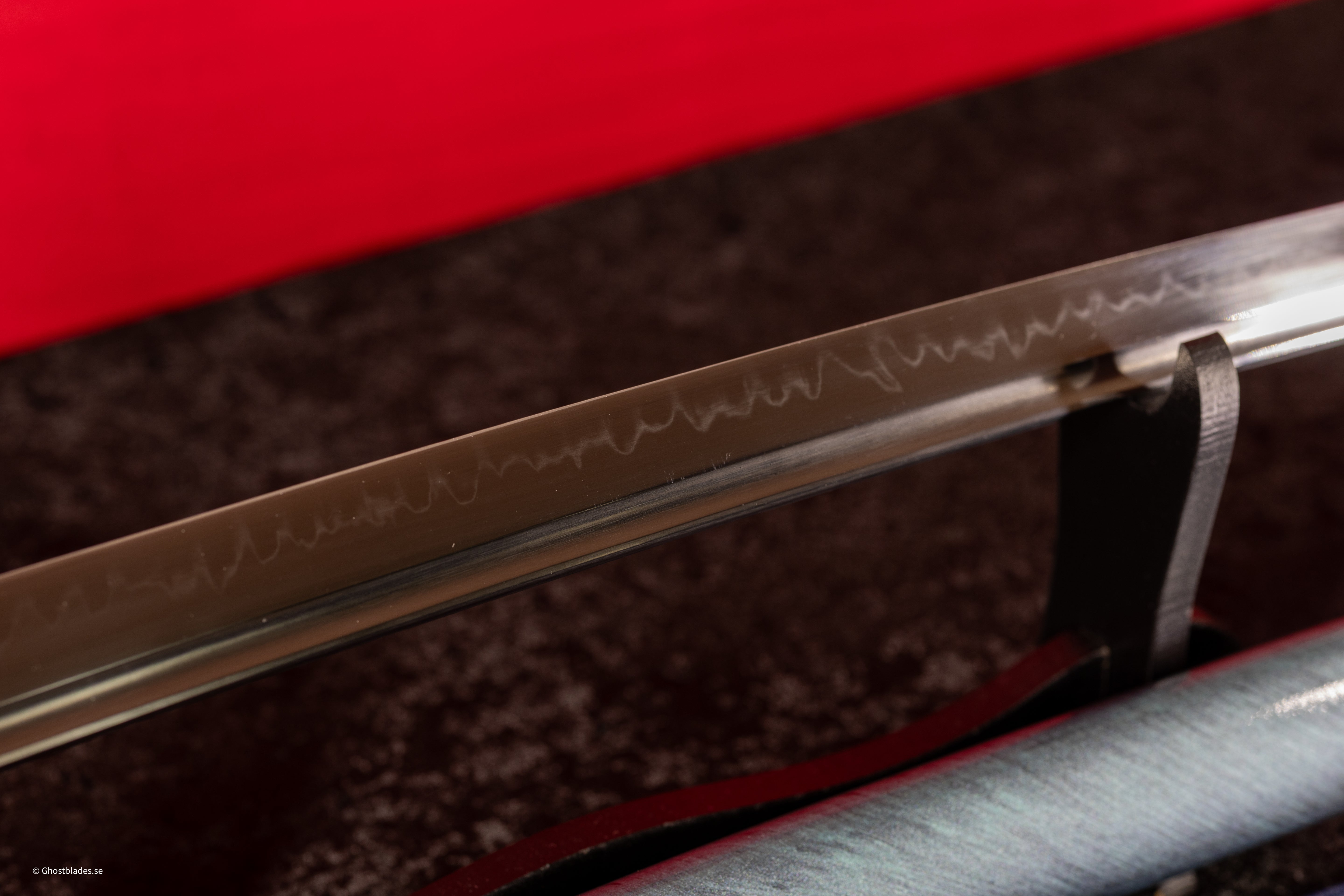 Frost Bone Katana - Handmade Samurai Sword in T10 Steel