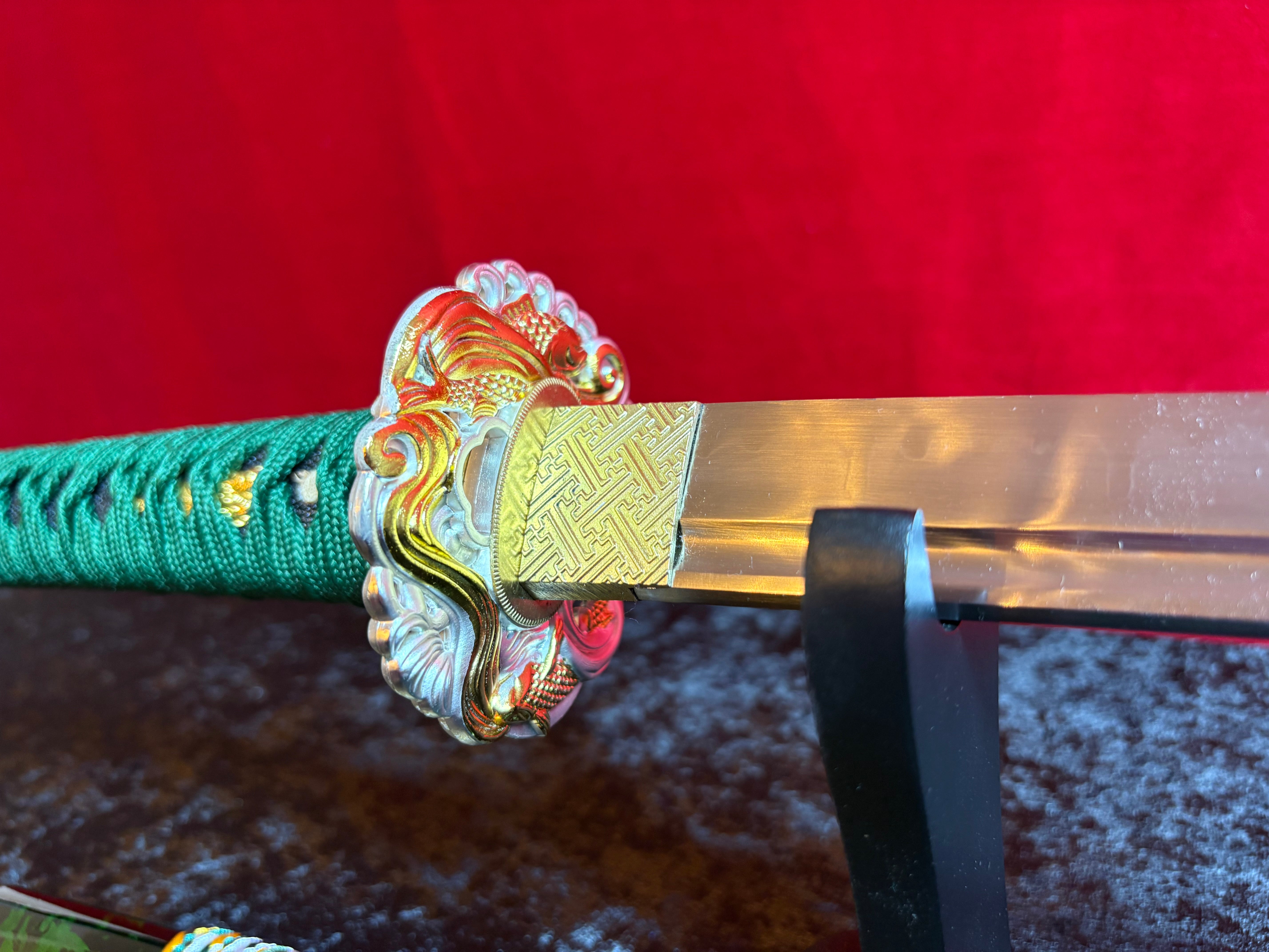 Green Vein Katana - Handmade Samurai Sword in T10 Steel with Hamon
