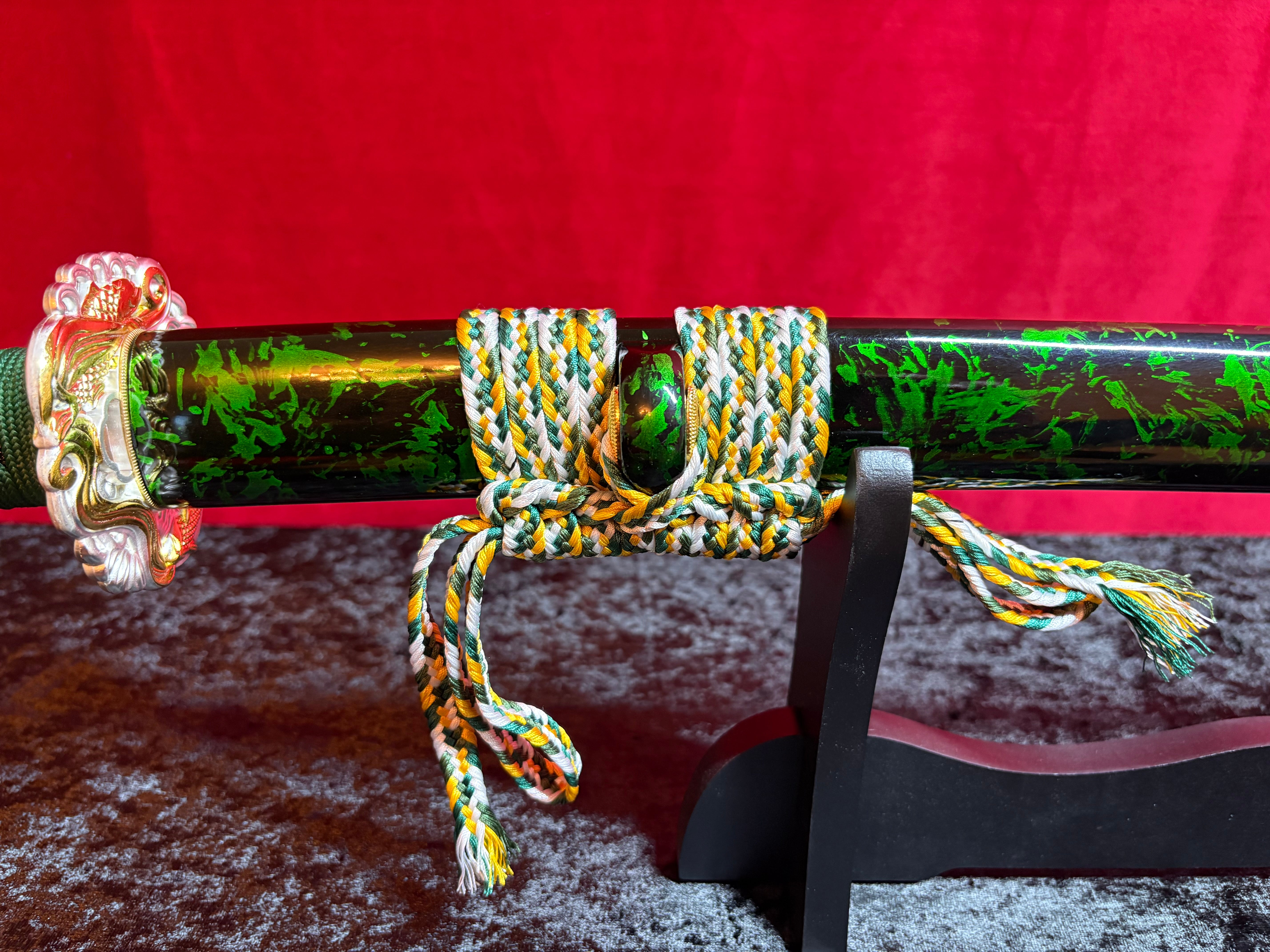 Green Vein Katana - Handmade Samurai Sword in T10 Steel with Hamon