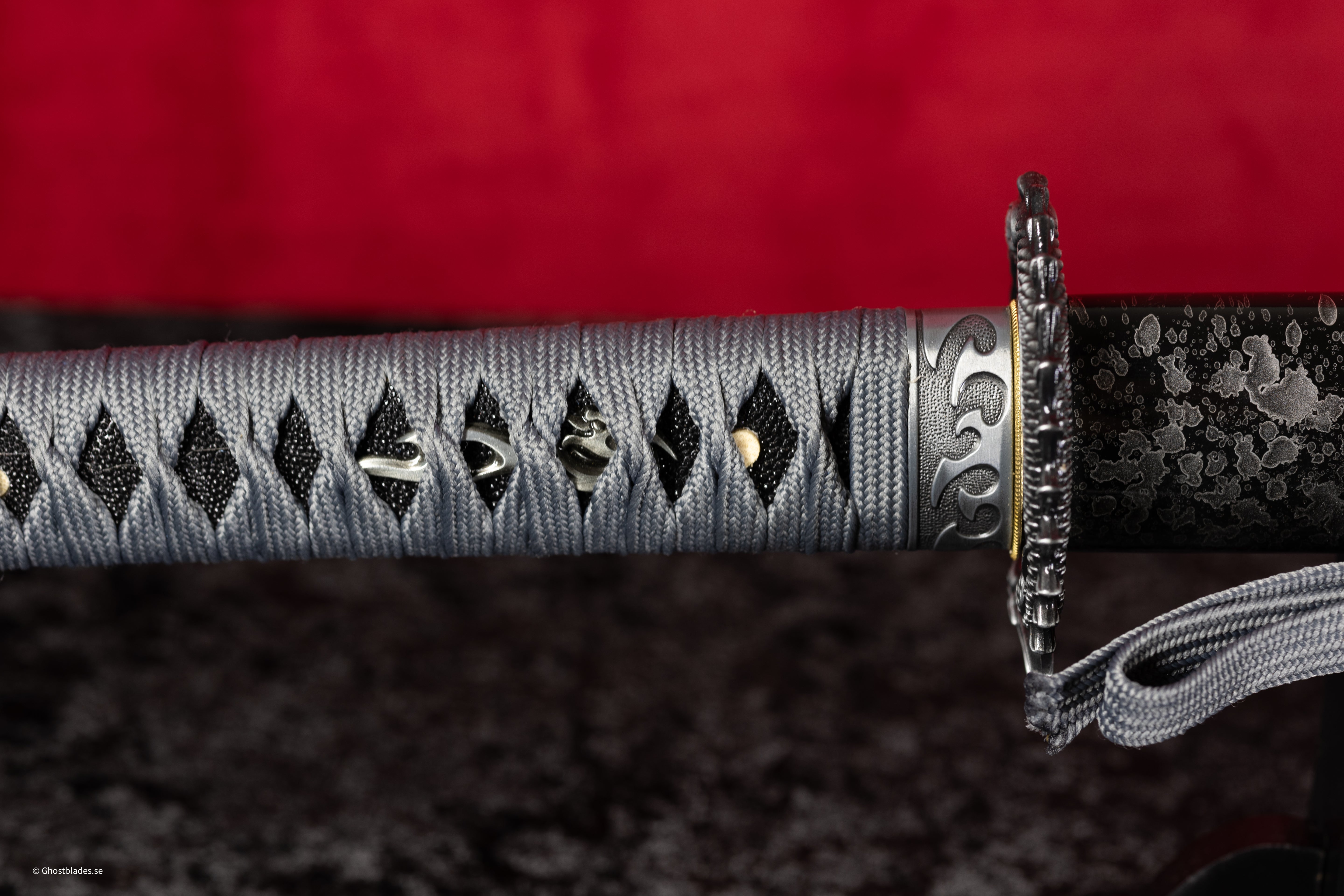 Grey Requiem Katana - Handmade Samurai Sword in T10 Steel