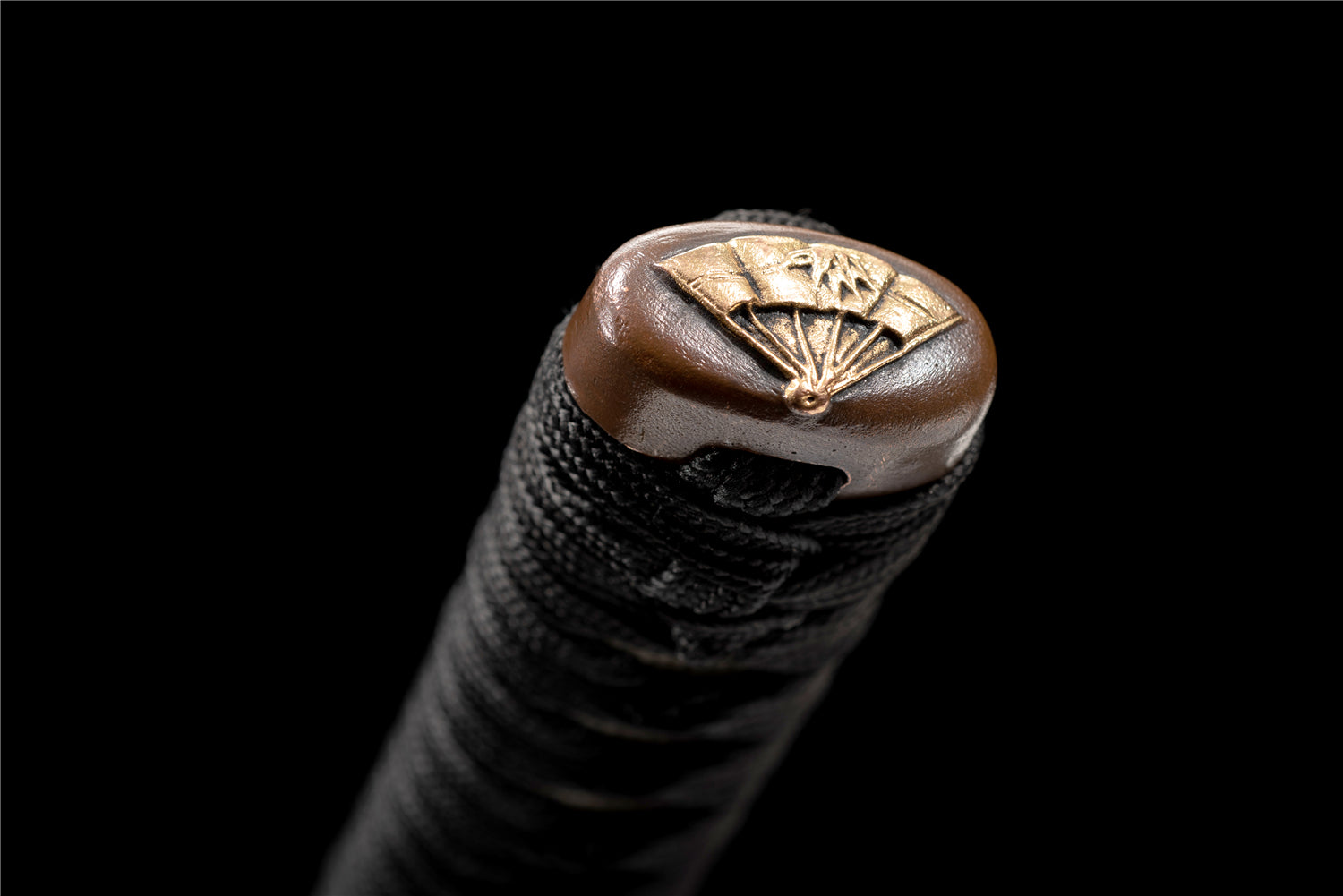 Hell Fire Wakizashi – Handgjord Sanmai med Hamon