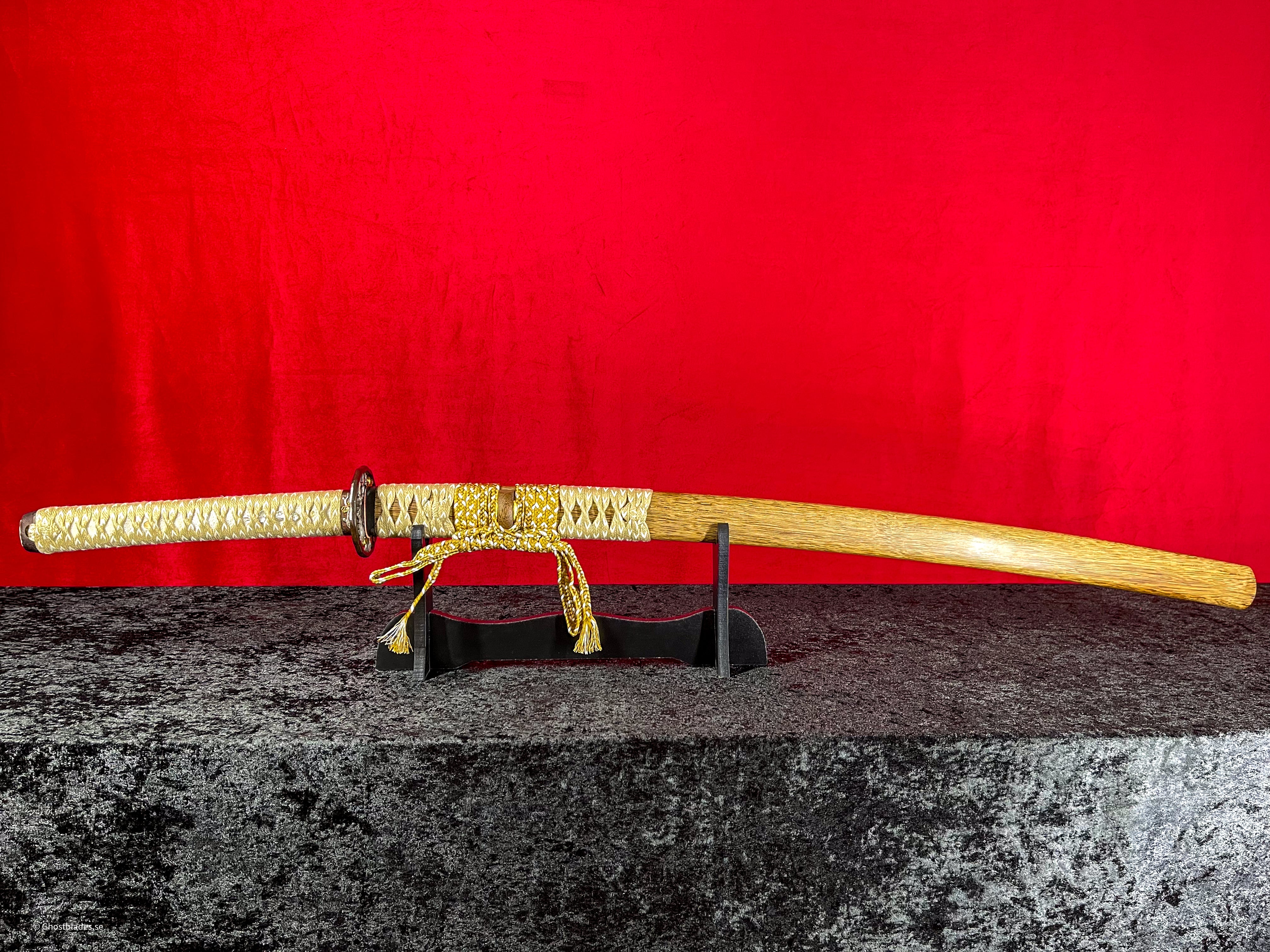 Silent Priest Katana - Handgjort Samurajsvärd i T10-stål