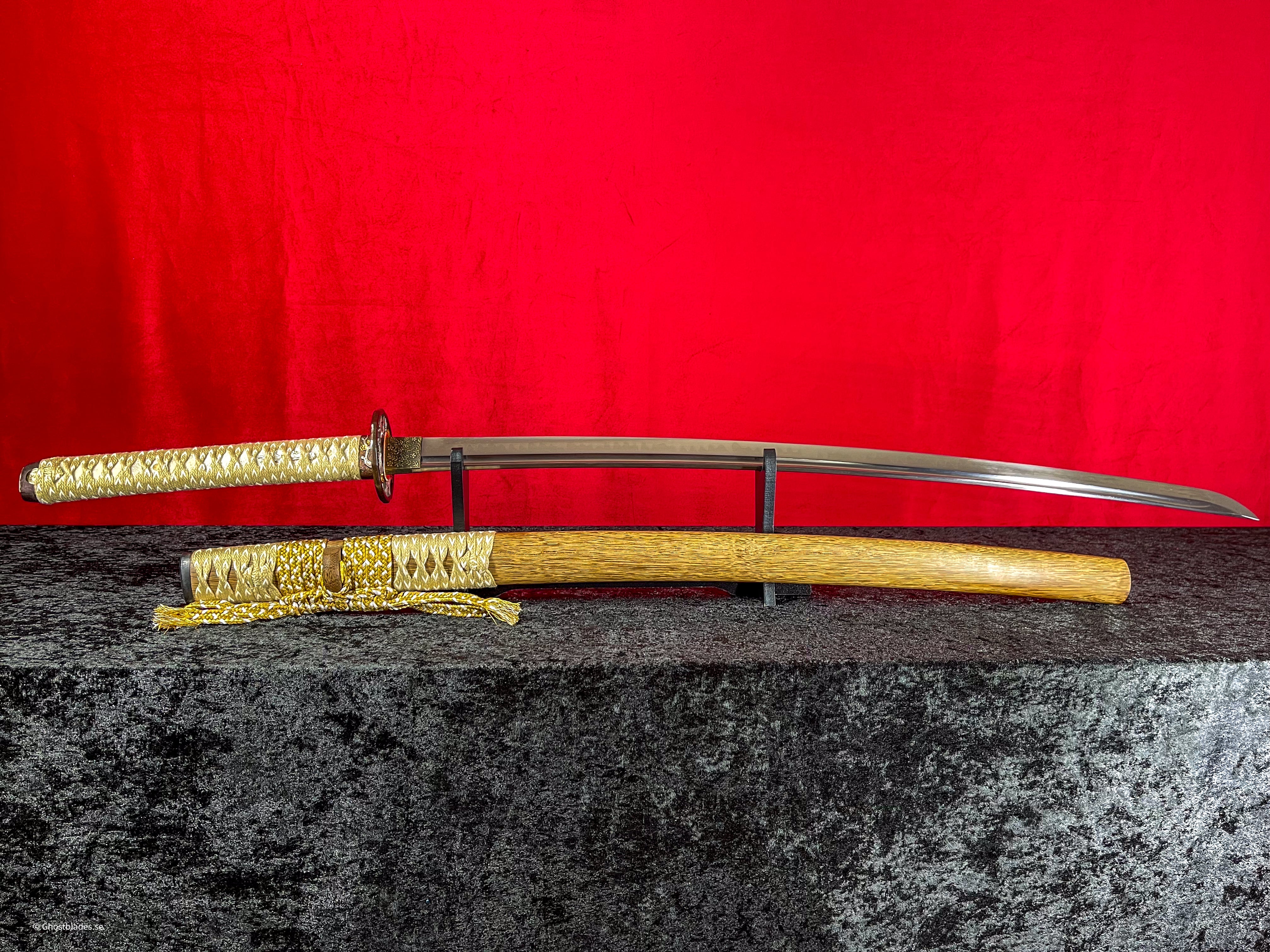 Silent Priest Katana - Handgjort Samurajsvärd i T10-stål