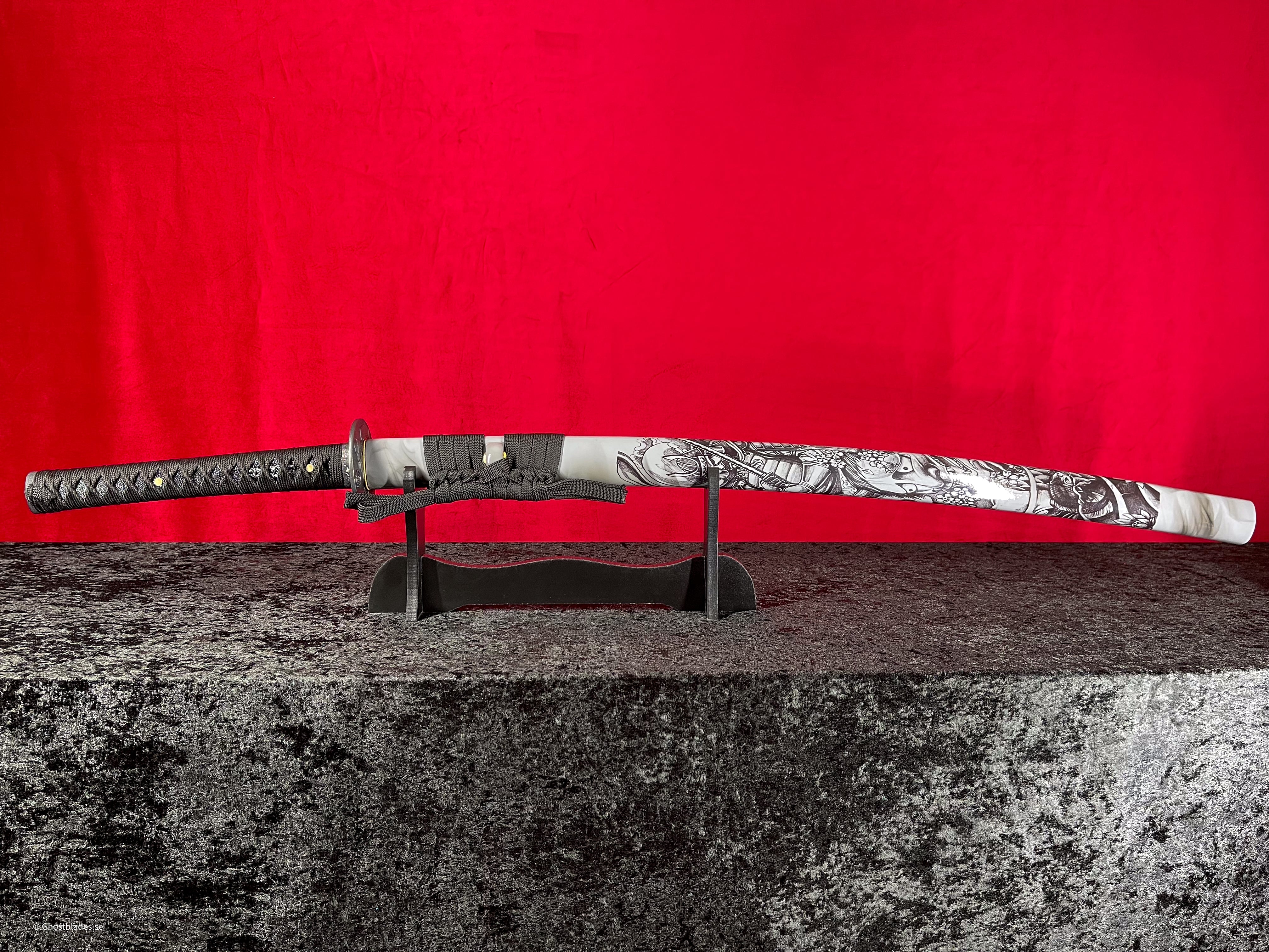 Tenebris Creed Katana - Handgjort Samurajsvärd i T10-stål