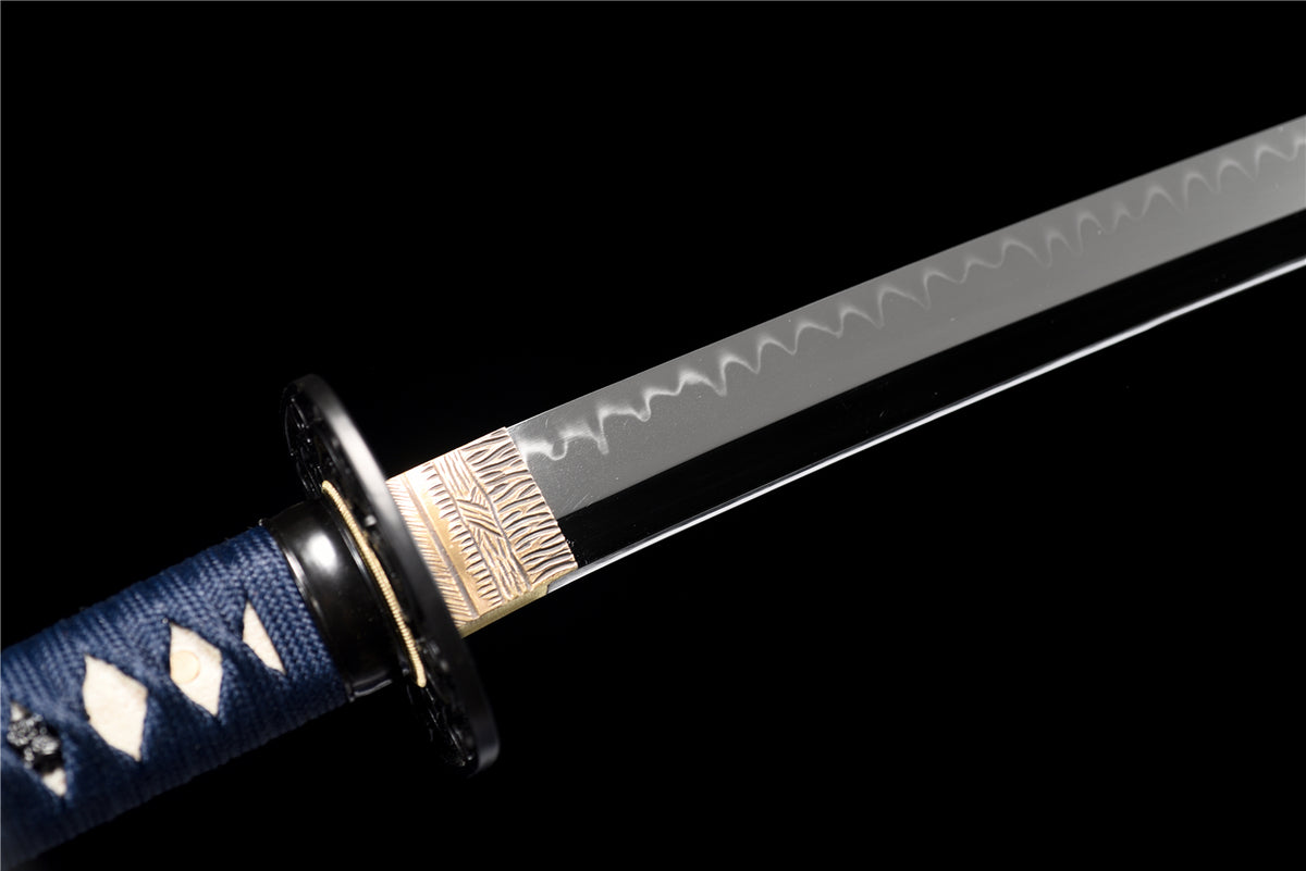 Thunder Struck Katana – Lerhärdad T10 med Super Mirror Finish