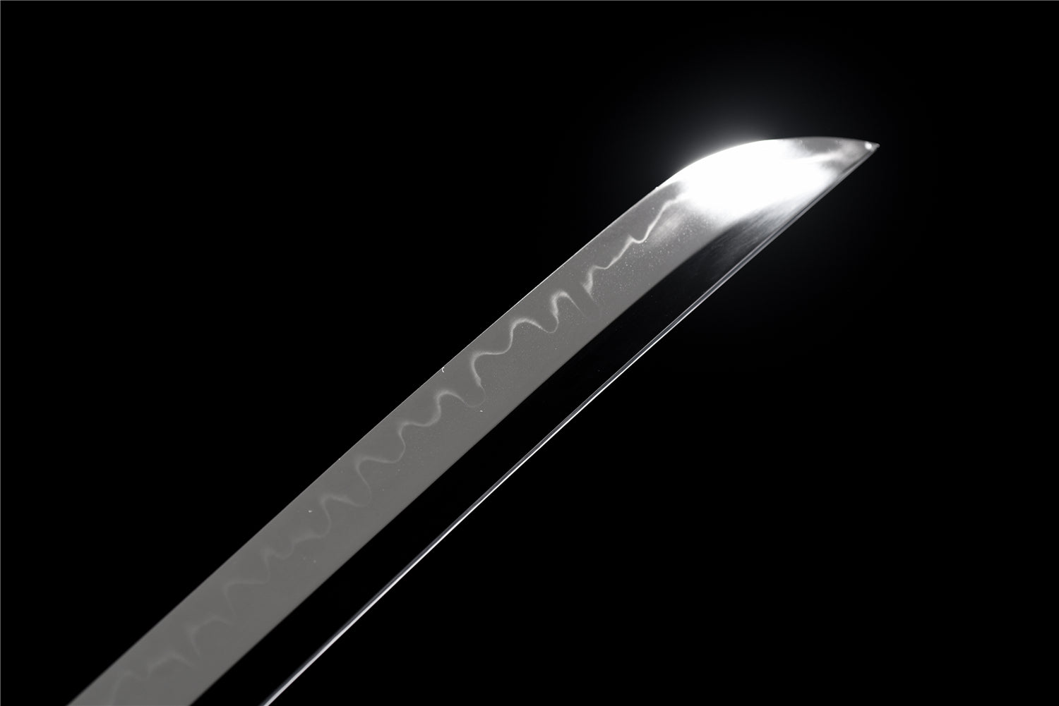 Thunder Struck Katana – Lerhärdad T10 med Super Mirror Finish