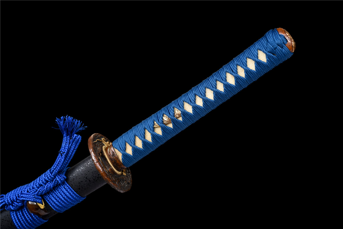Tora no Kage Katana – T10 Stål med Hamon och Horninlägg