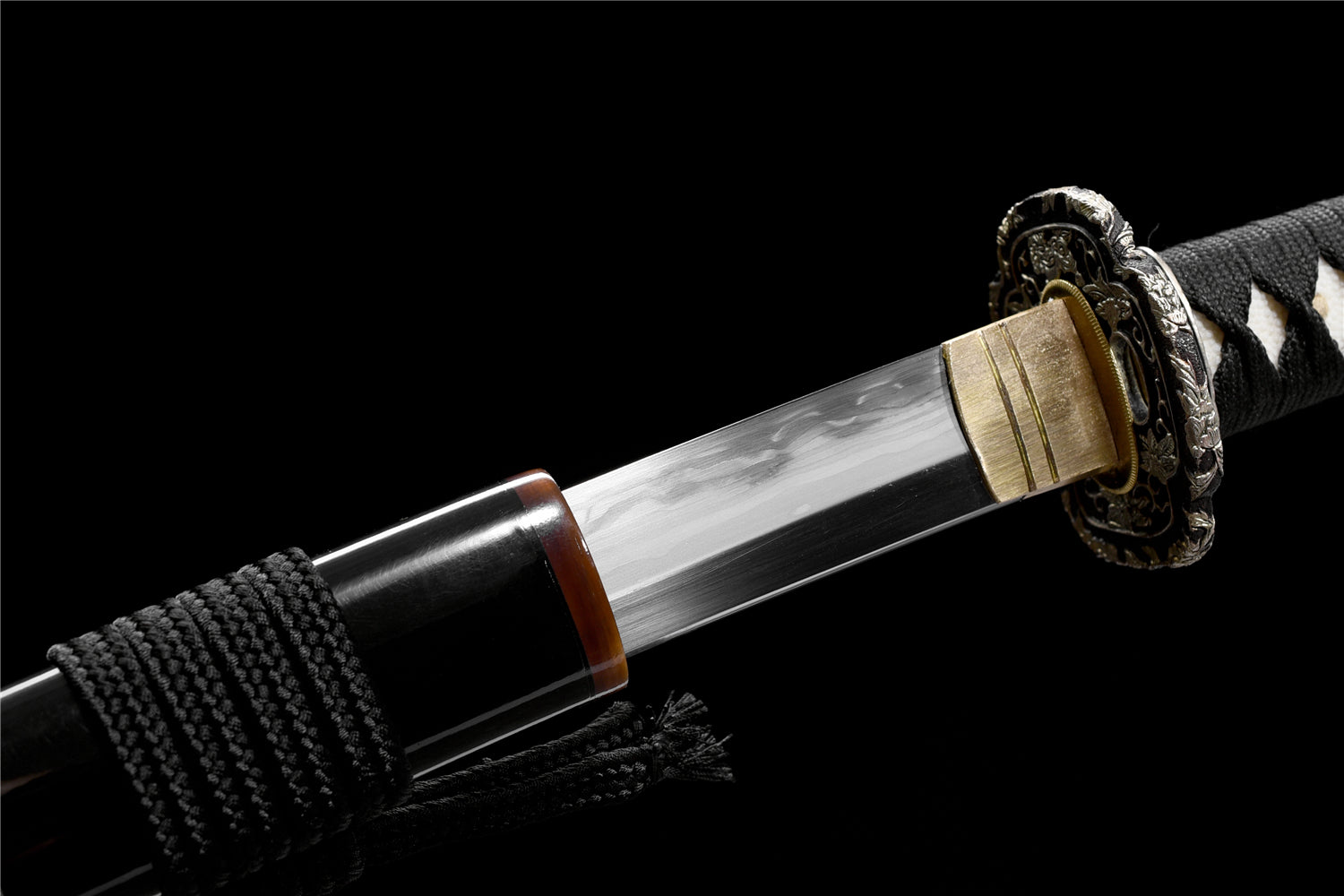 Tsuru Katana – Handgjord katana vikstål med vågigt hamon