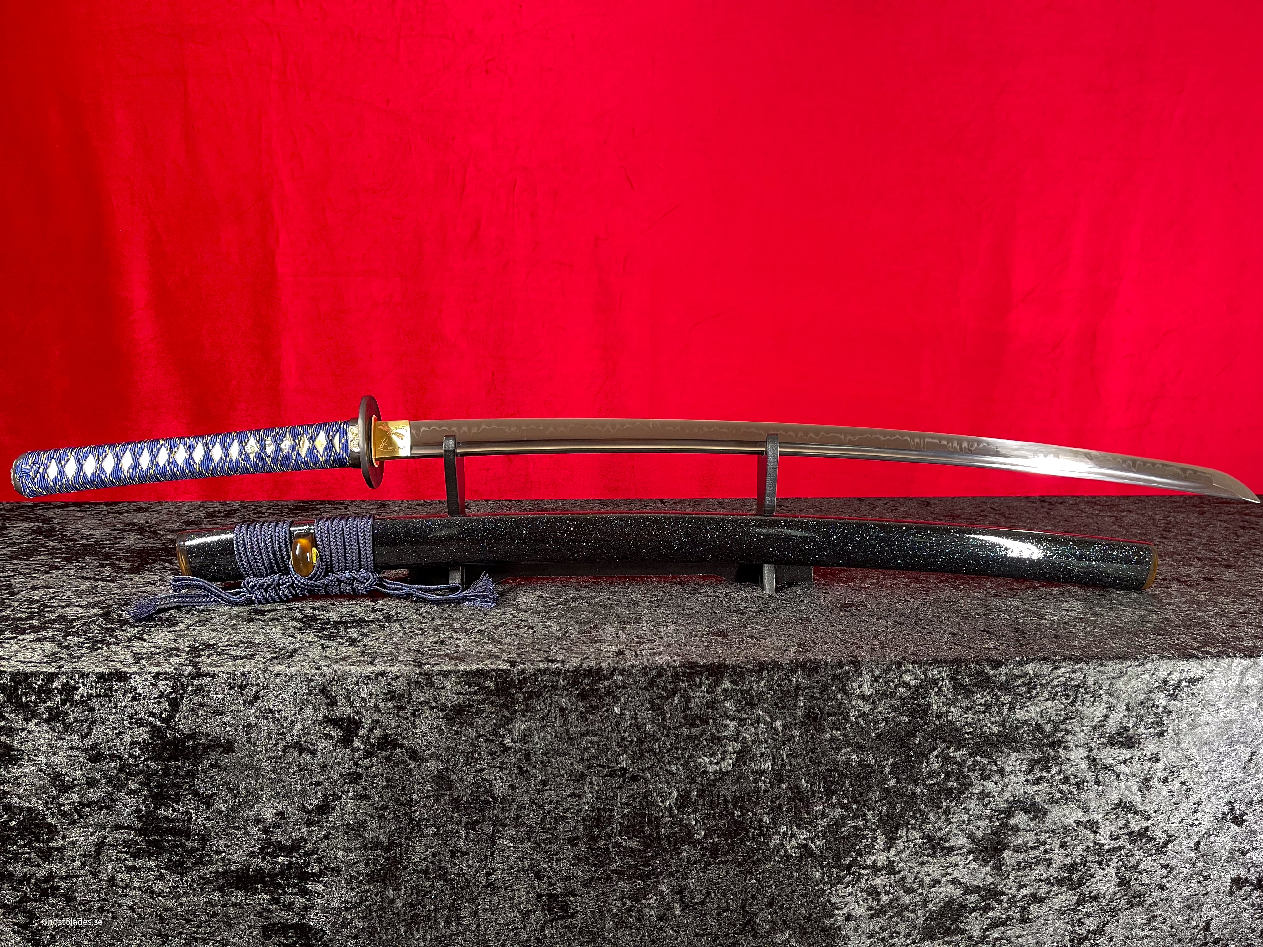 Velvet Eclipse Katana - Handgjort Samurajsvärd i T10-stål