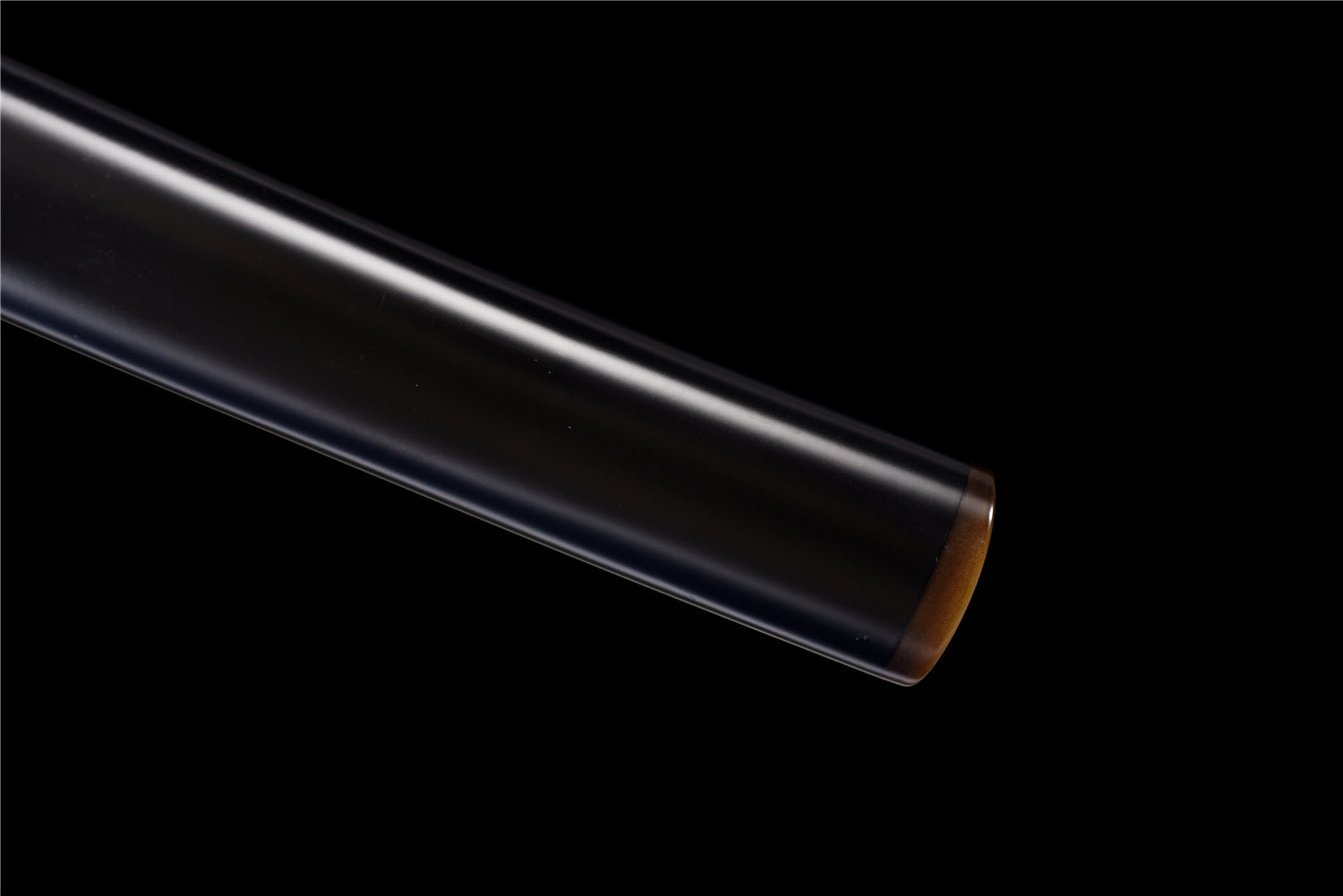 Black Scale Katana – Folded Steel, Wavy Hamon & Hand Painted Saya