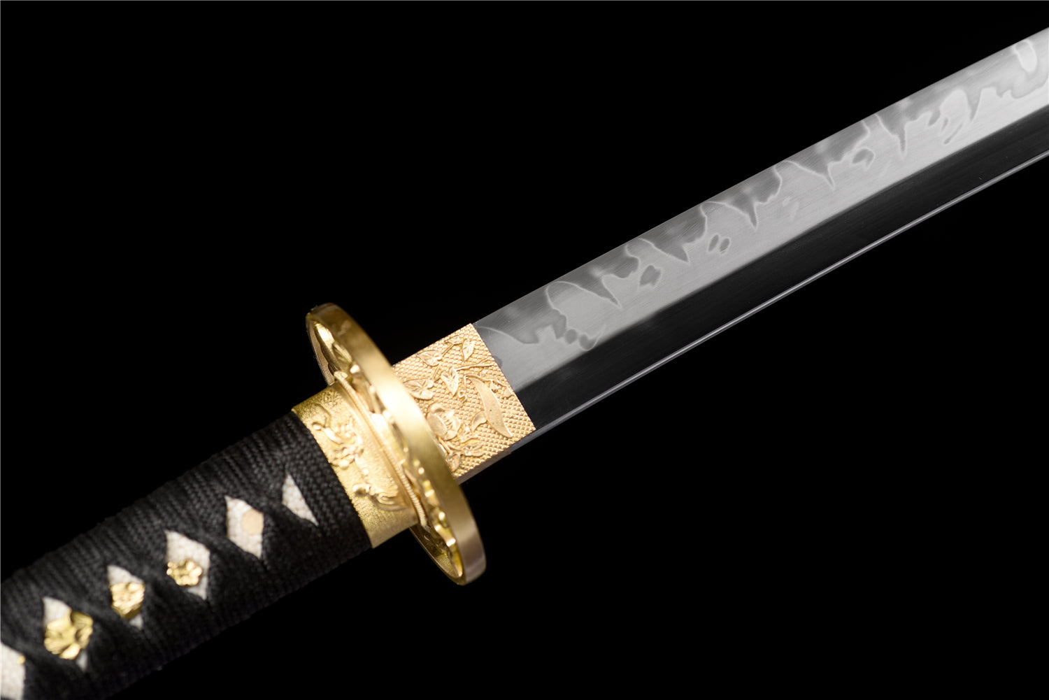 Dragon's Blood Katana – T10 steel Clay-tempered with Hamon