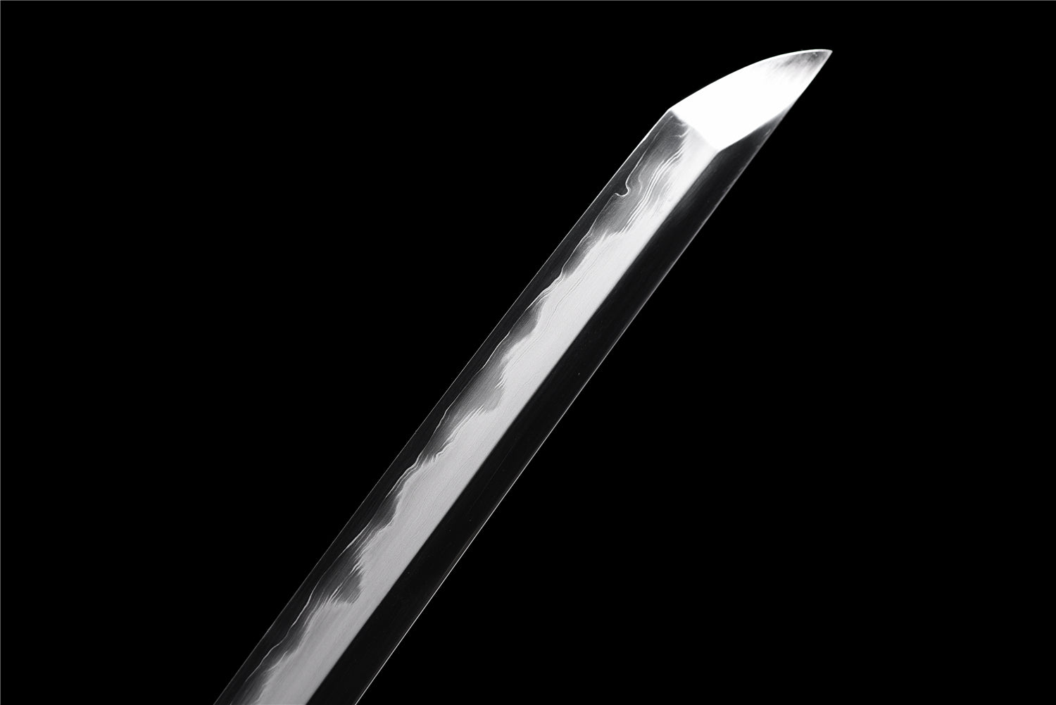 Hell Fire Katana – Sanmai Klinga - Vågig Hamon - Saya med Snäckskal
