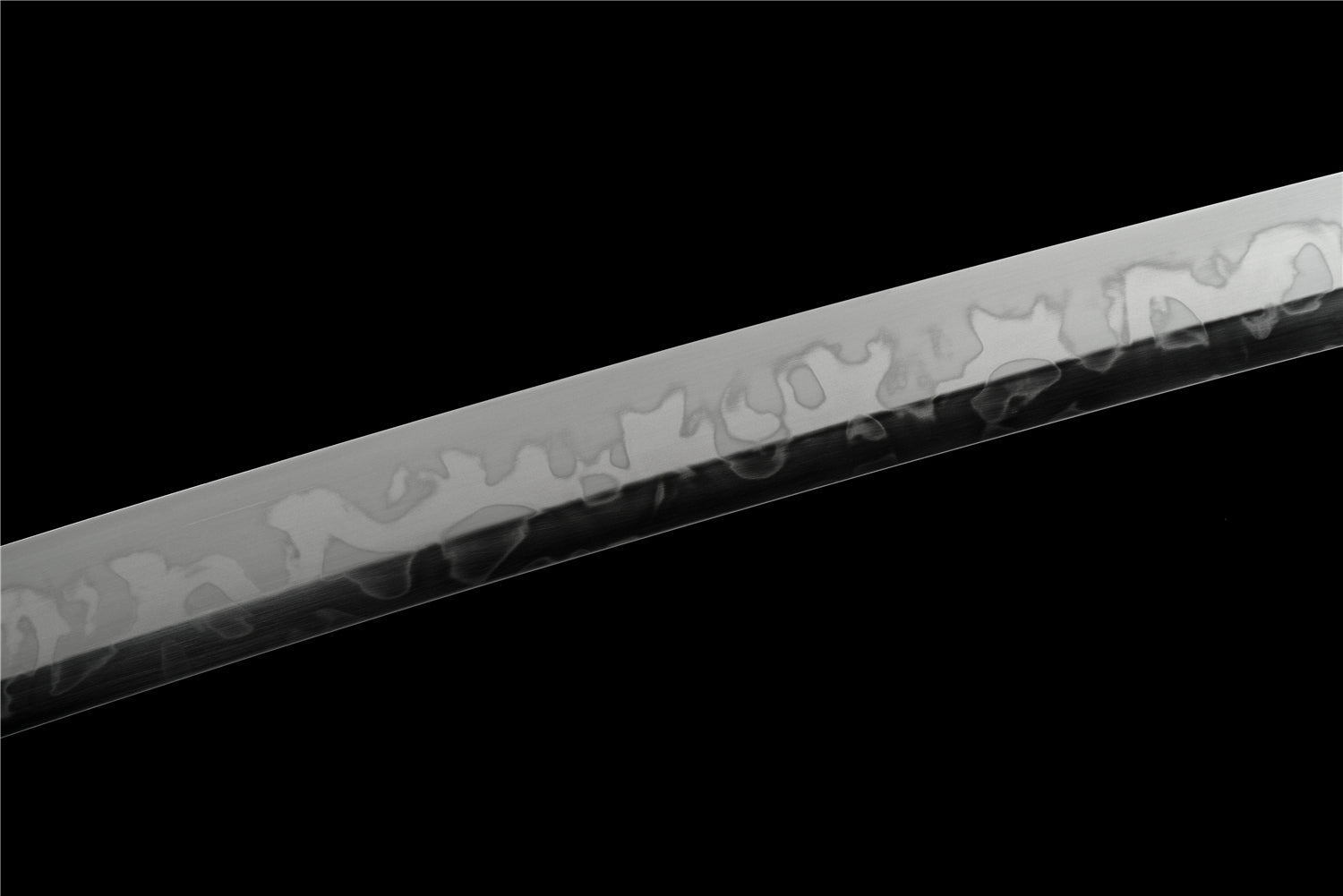 Obsidian Edge Katana – T10 Steel with Hitatsura Hamon | Ghost Blades