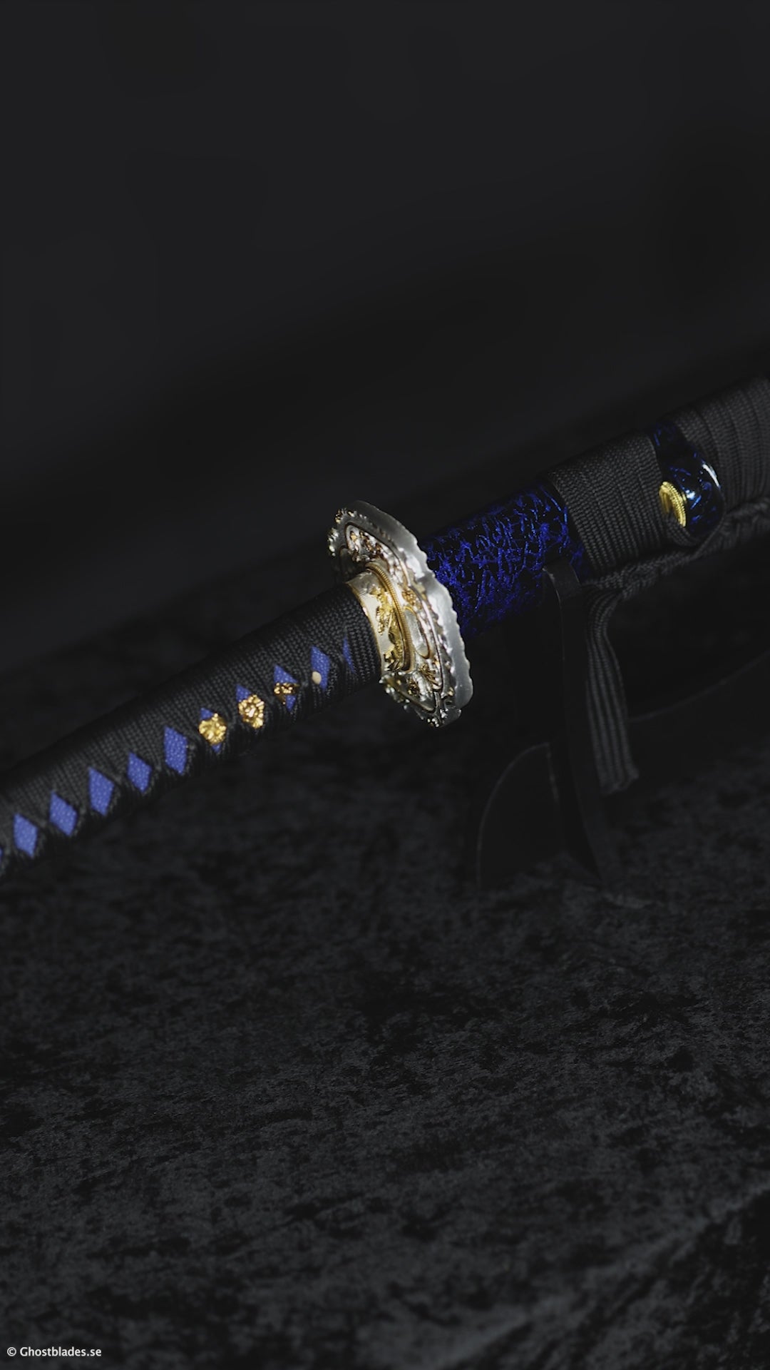 Cinematic showcase of the Blue Vein Katana by Ghost Blades - handmade samurai sword in T10 steel with genuine hamon, deep-blue saya and silver fittings inspired by ocean waves and precision craftsmanship.