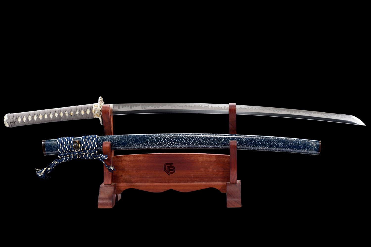 Sea Stinger Katana – T10 Lerhärdad med Horn & Suede